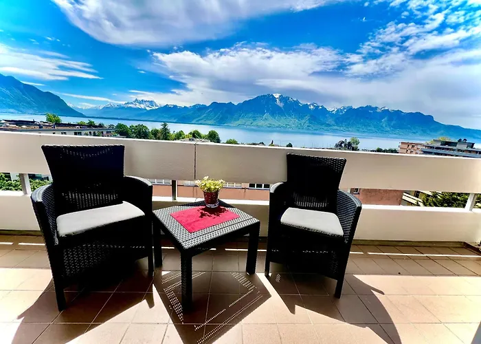 Spacious Apartment With Lake View | 35
